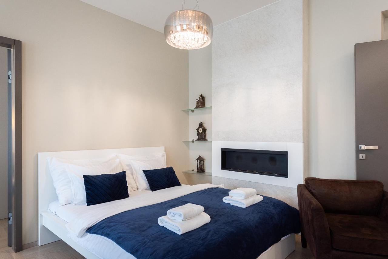 New Luxury Apt With Ac&Parking In The Center Of Pragueアパートメント エクステリア 写真