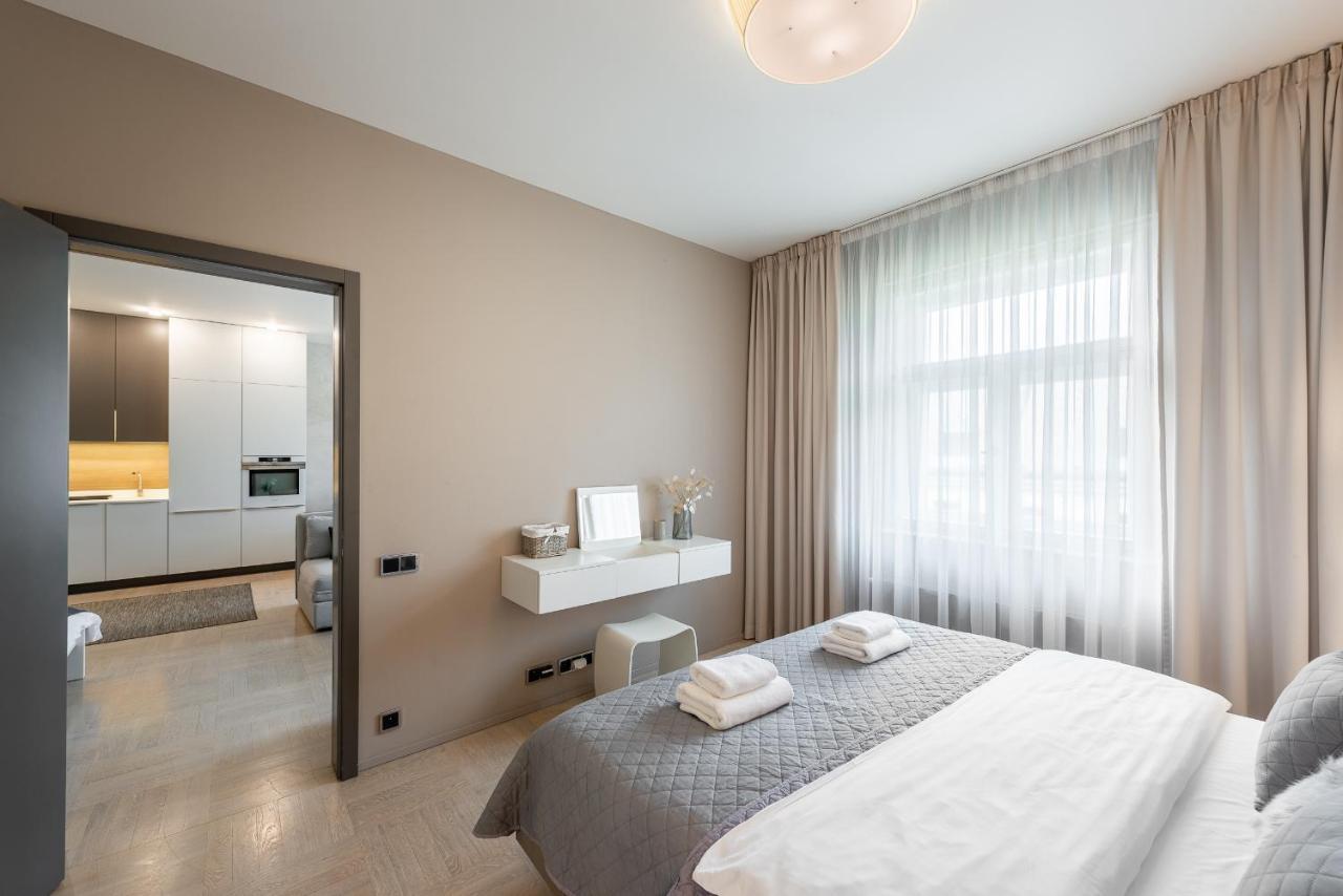New Luxury Apt With Ac&Parking In The Center Of Pragueアパートメント エクステリア 写真